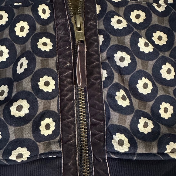 Boden Floral Hoodie with Blue and Purple Design Size 4 - Picture 3 of 6